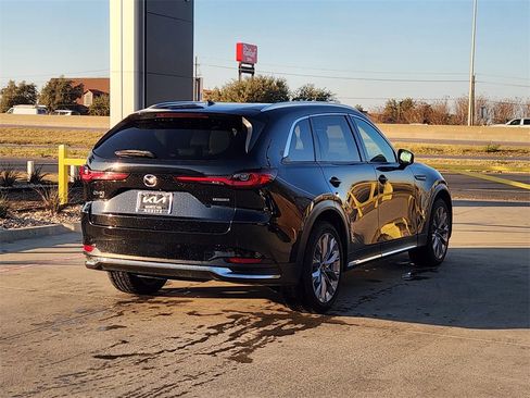 Used 2024 MAZDA CX-90 3.3 Turbo w/ Premium Package image 4