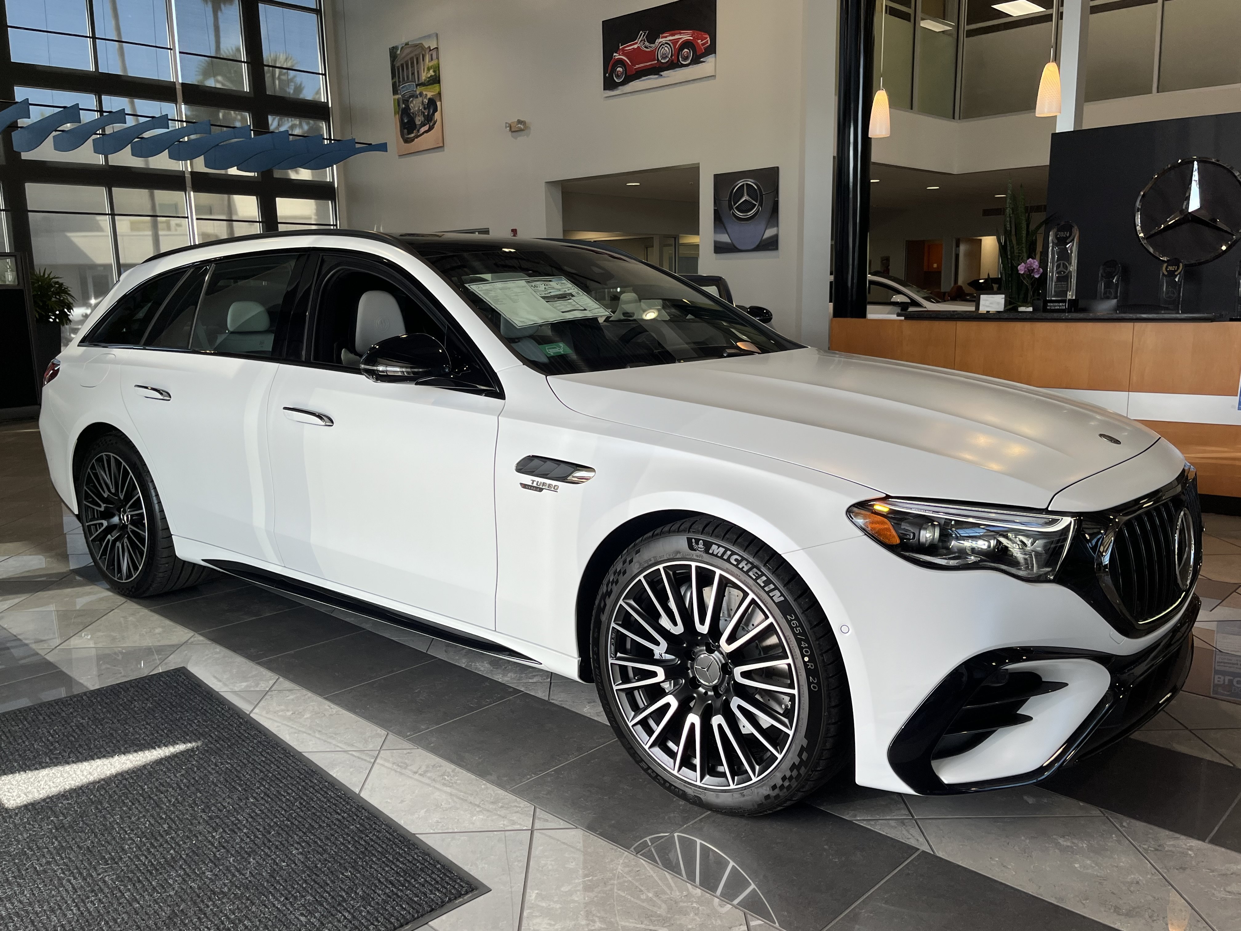 New 2026 Mercedes-Benz E 53 AMG e 4MATIC Wagon image 6