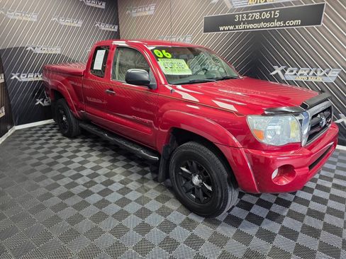 Used 2006 Toyota Tacoma PreRunner RWD image 8