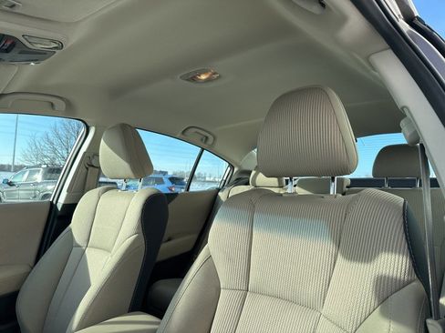 Used 2022 Subaru Legacy Premium image 7