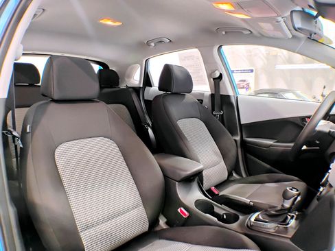 Used 2020 Hyundai Kona SE image 43