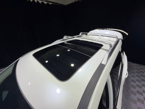 Used 2024 Nissan Pathfinder Platinum w/ Cargo Package image 33