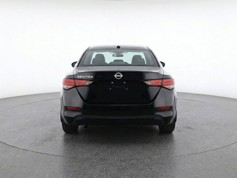 Used 2025 Nissan Sentra SV FWD image 7