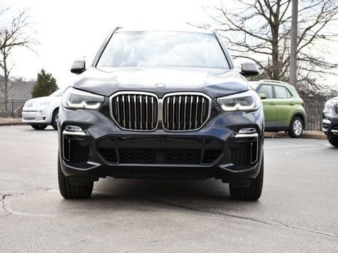 Used 2020 BMW X5 M50i w/ Premium Package image 2