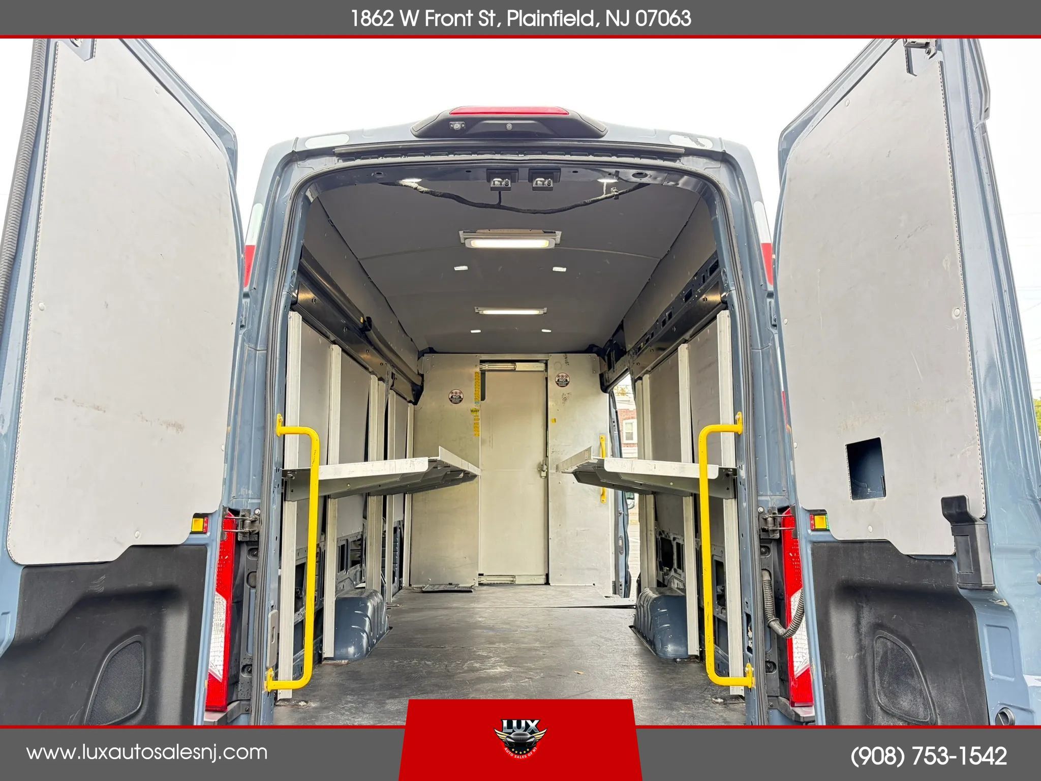 Used 2020 Ford Transit 250 148 High Roof Extended RWD image 15