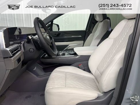 New 2026 Cadillac Escalade IQL Luxury image 6