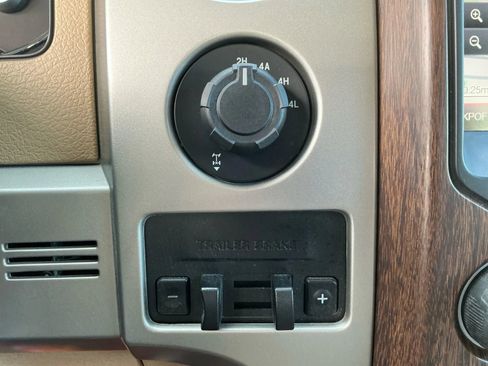 Used 2014 Ford F150 Lariat w/ Equipment Group 502A Luxury image 34