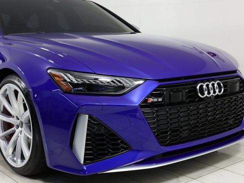 Used 2023 Audi RS 6 w/ Driver Assistance Package image 48