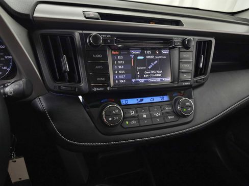 Used 2016 Toyota RAV4 XLE AWD/4WD image 20