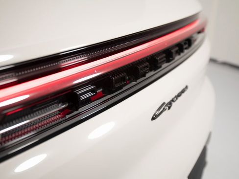 New 2026 Porsche Cayenne E-Hybrid image 39