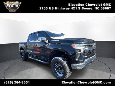 Used 2022 Chevrolet Silverado 1500 LT image 1