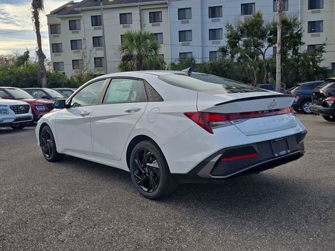 New 2026 Hyundai Elantra Sport image 4