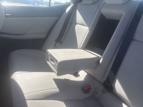 Used 2015 Lexus IS 250 image 24