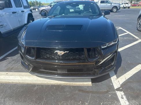 Used 2025 Ford Mustang GT RWD image 2