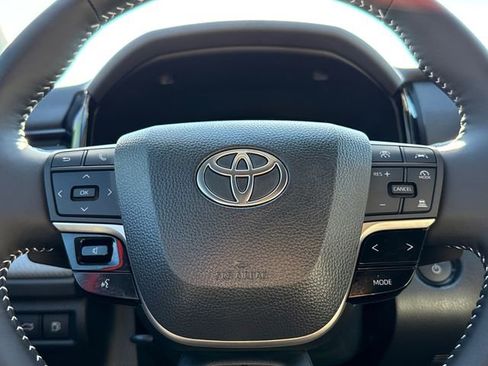 Used 2026 Toyota Camry SE w/ Convenience Package FWD image 30