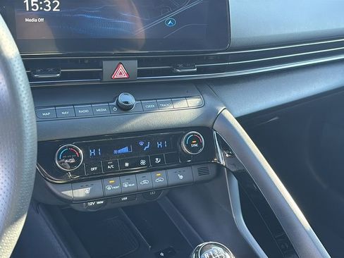 Used 2025 Hyundai Elantra N image 20