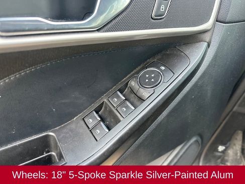 Used 2020 Ford Explorer XLT w/ Comfort Package image 13