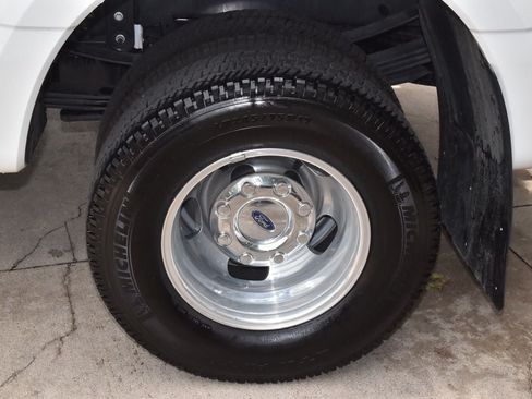Used 2026 Ford F350 Platinum AWD/4WD image 42