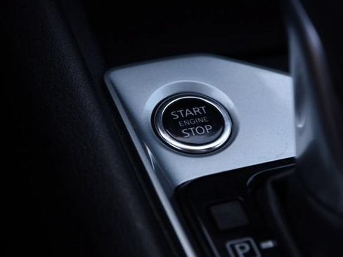 Certified 2025 Nissan Altima 2.5 SV FWD image 18