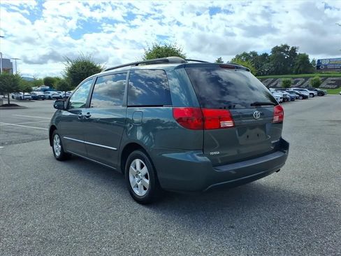 Used 2004 Toyota Sienna XLE w/ XLE Pkg 14 FWD image 7