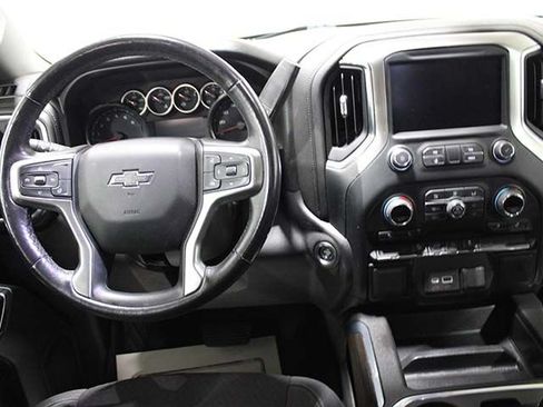 Used 2021 Chevrolet Silverado 1500 LT Trail Boss AWD/4WD image 12