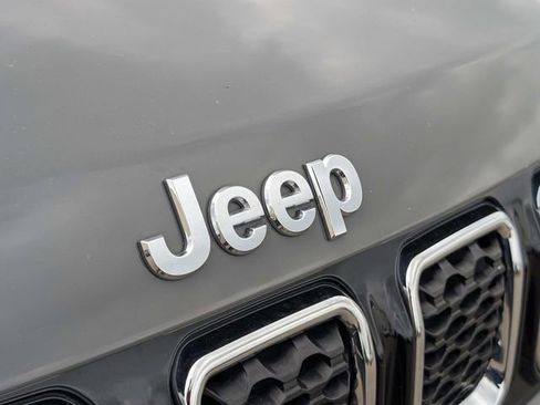 Used 2023 Jeep Compass Limited w/ Elite Group image 4