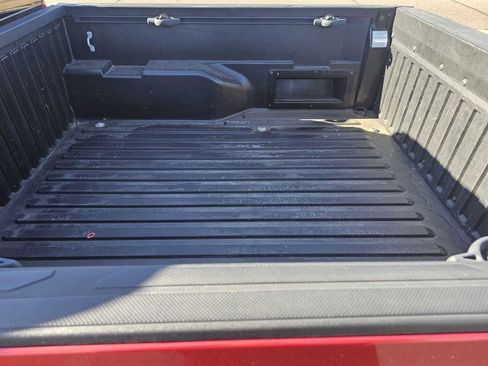 Used 2019 Toyota Tacoma SR w/ SR Convenience Package image 27