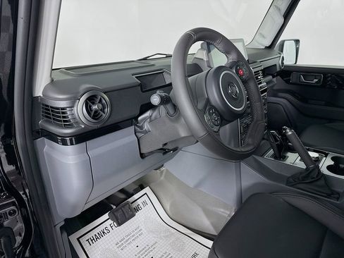 Used 2024 INEOS Grenadier Fieldmaster Edition image 9