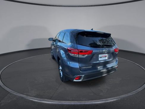 Used 2019 Toyota Highlander Limited Platinum image 13