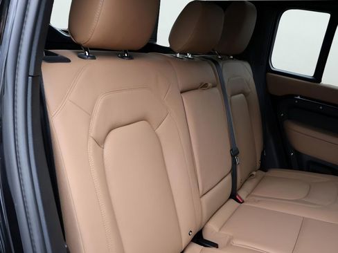 New 2026 Land Rover Defender 110 S image 13