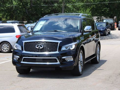 Used 2017 INFINITI QX80 2WD w/ Deluxe Technology Package image 3