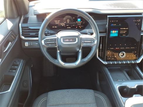 Used 2025 GMC Acadia Elevation image 15