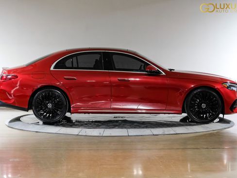 Used 2025 Mercedes-Benz E 350 Sedan image 9