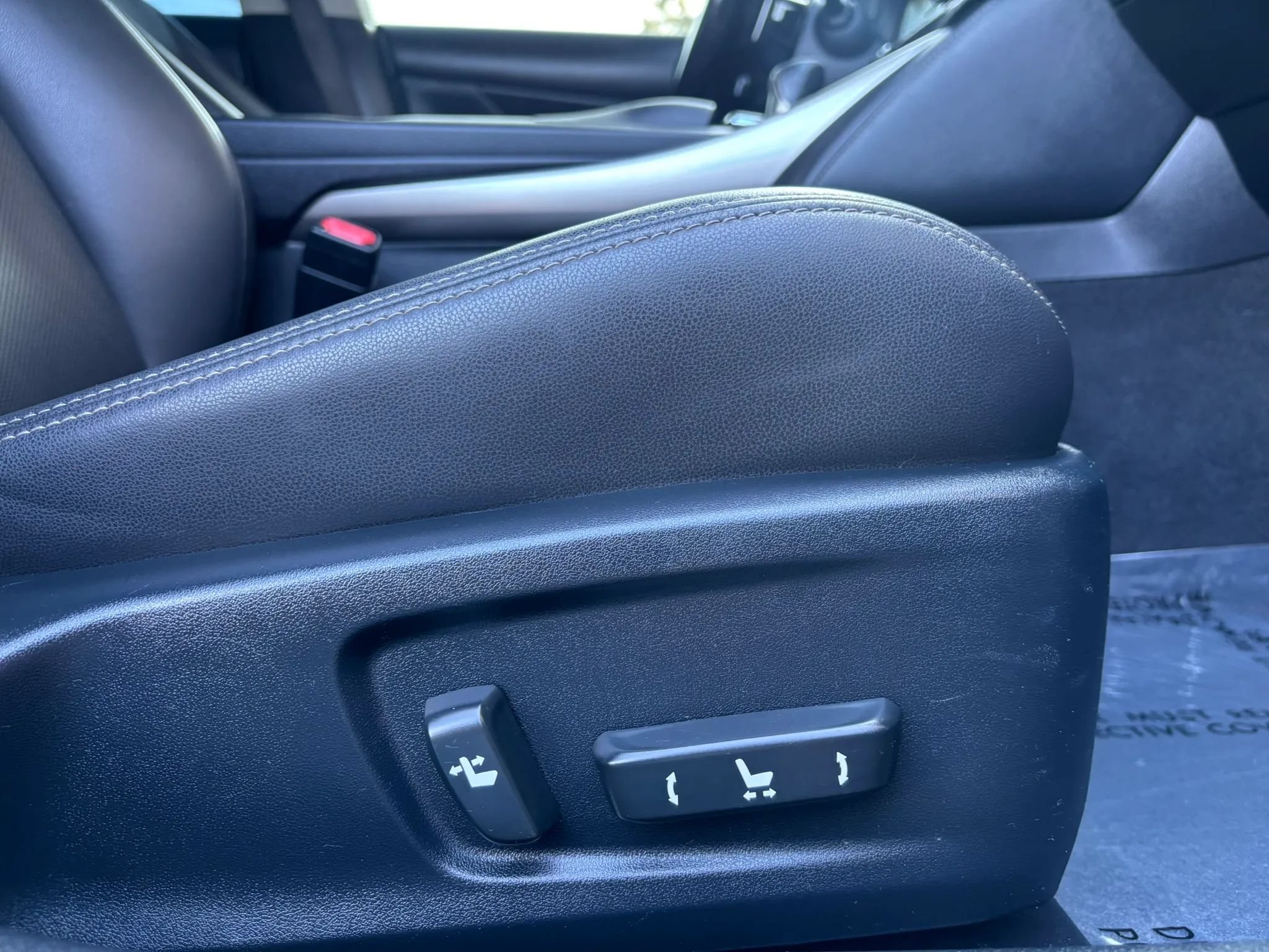 Used 2015 Lexus IS 250 AWD w/ Navigation System Package image 20
