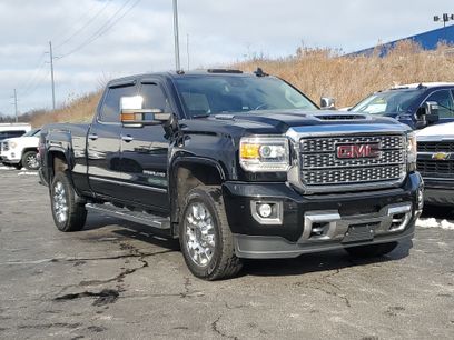 Used 2019 GMC Sierra 2500 Denali w/ Duramax Plus Package