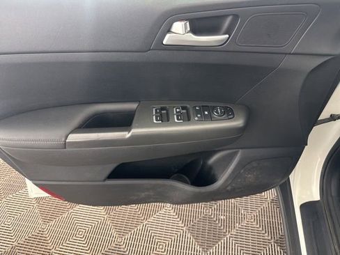 Certified 2021 Kia Sportage LX AWD/4WD image 20