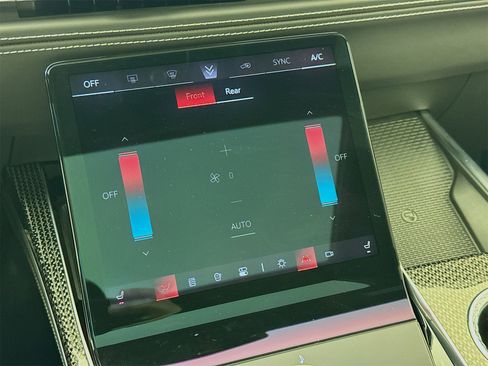 Used 2025 Cadillac Escalade V image 17