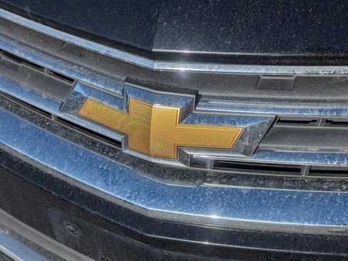 Used 2017 Chevrolet Impala LT image 10