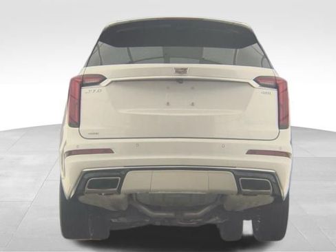 Used 2024 Cadillac XT6 Premium Luxury AWD/4WD image 5