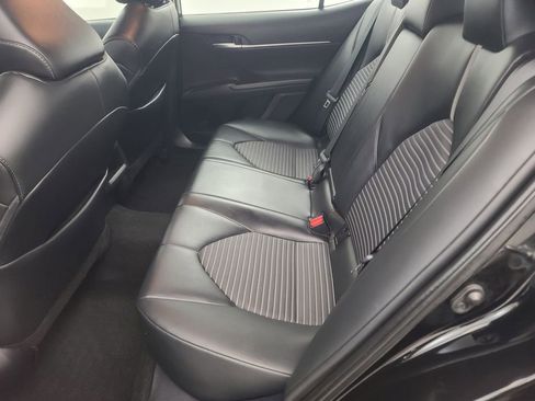 Used 2023 Toyota Camry SE image 21