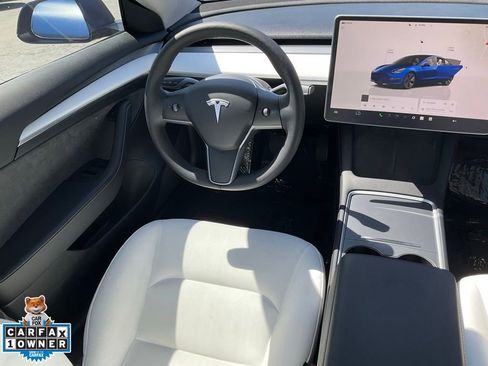 Used 2022 Tesla Model 3 Long Range AWD/4WD image 37