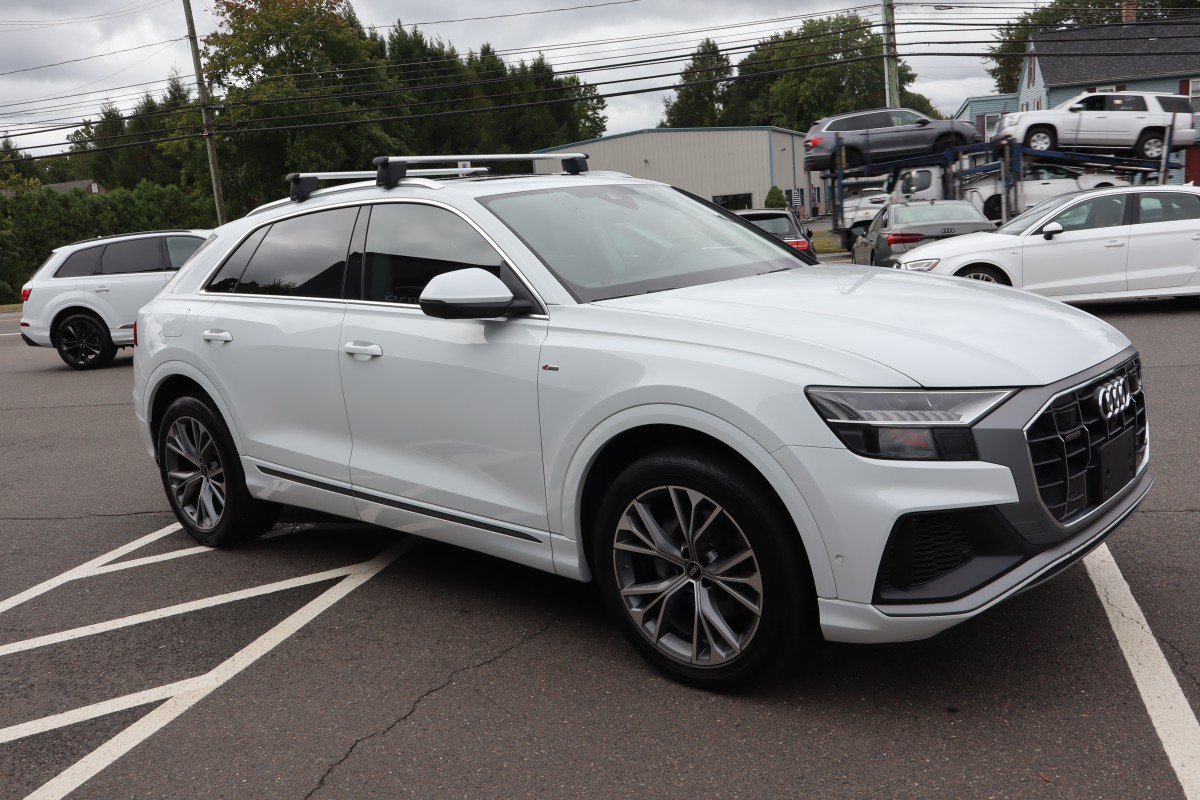 Used 2023 Audi Q8 Premium Plus AWD/4WD image 4