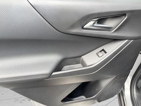 New 2026 Chevrolet Equinox LT w/ Convenience Package II image 31