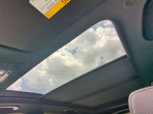 New 2025 Mercedes-Benz GLE 580 GLE 580 image 17