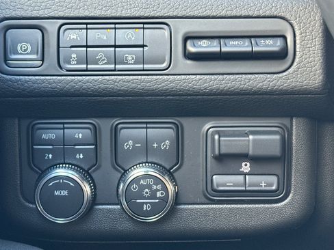 Used 2024 GMC Yukon XL Denali w/ LPO, Floor Liner Package image 37