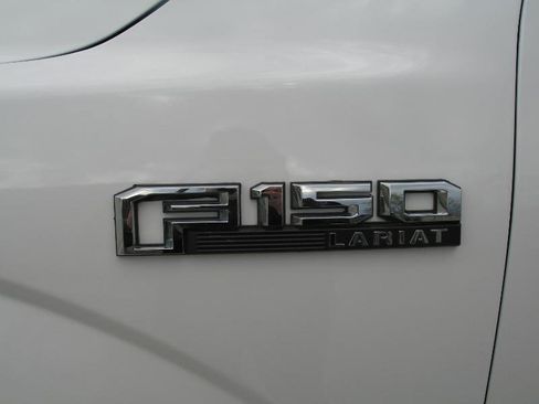 Used 2019 Ford F150 Lariat w/ Equipment Group 502A Luxury AWD/4WD image 67