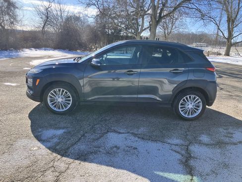 Used 2019 Hyundai Kona SEL image 3