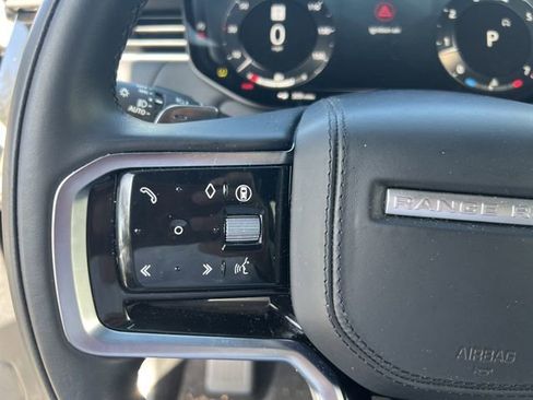 Used 2024 Land Rover Range Rover Sport SE image 31