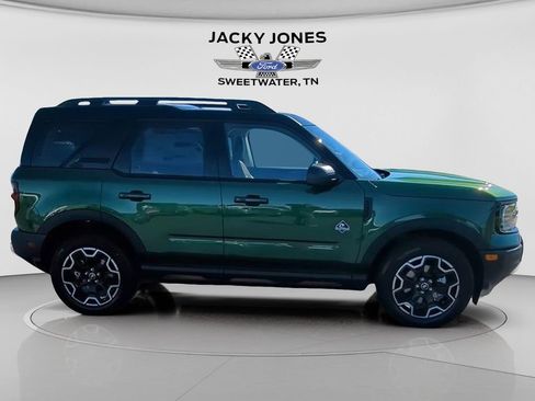 New 2025 Ford Bronco Sport Outer Banks w/ Outer Banks Tech Package+ AWD/4WD image 9