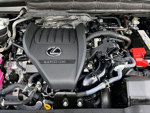 Used 2025 Lexus RX 350 Premium w/ Accessory Package (Z1) FWD image 32